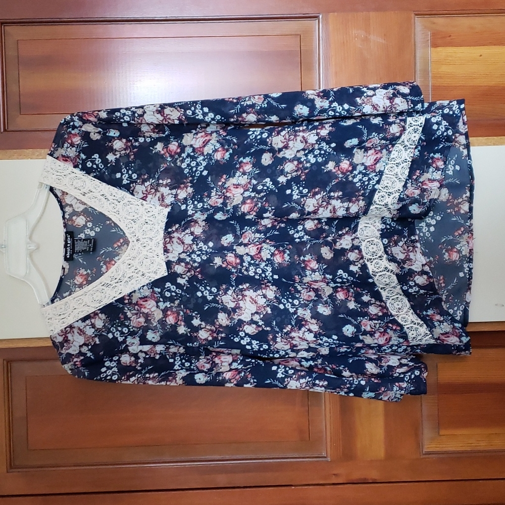 About A Girl Blue Floral Bohemian Flowy Long-Sleeve Blouse